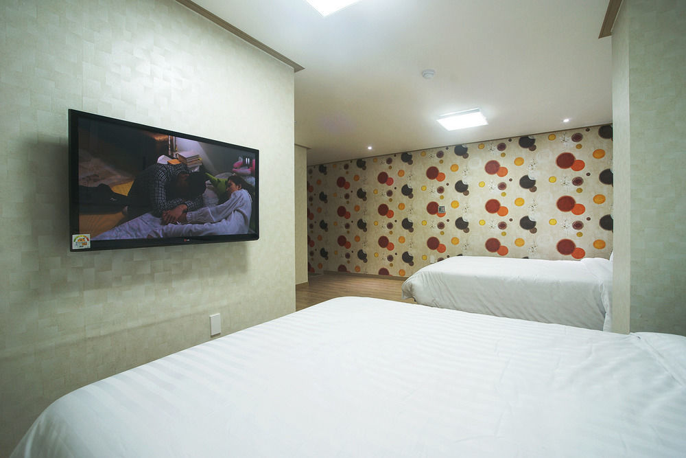 Orange Tree Hotel Csedzsu Kültér fotó