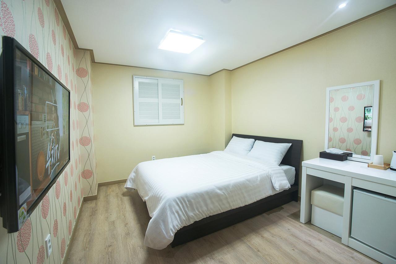 Orange Tree Hotel Csedzsu Kültér fotó