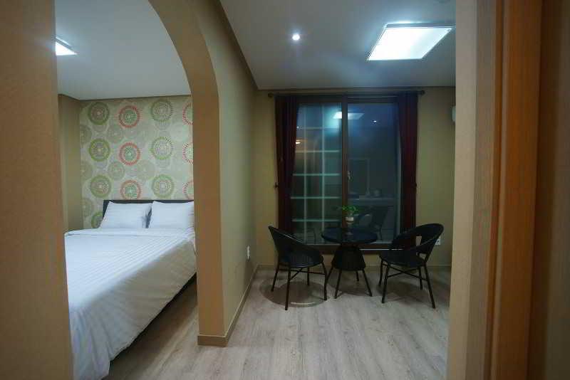 Orange Tree Hotel Csedzsu Kültér fotó