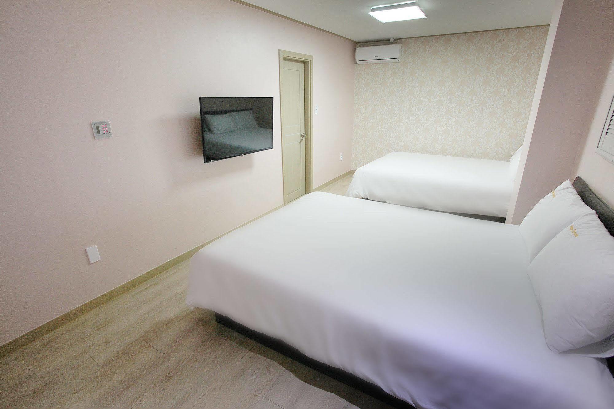 Orange Tree Hotel Csedzsu Kültér fotó