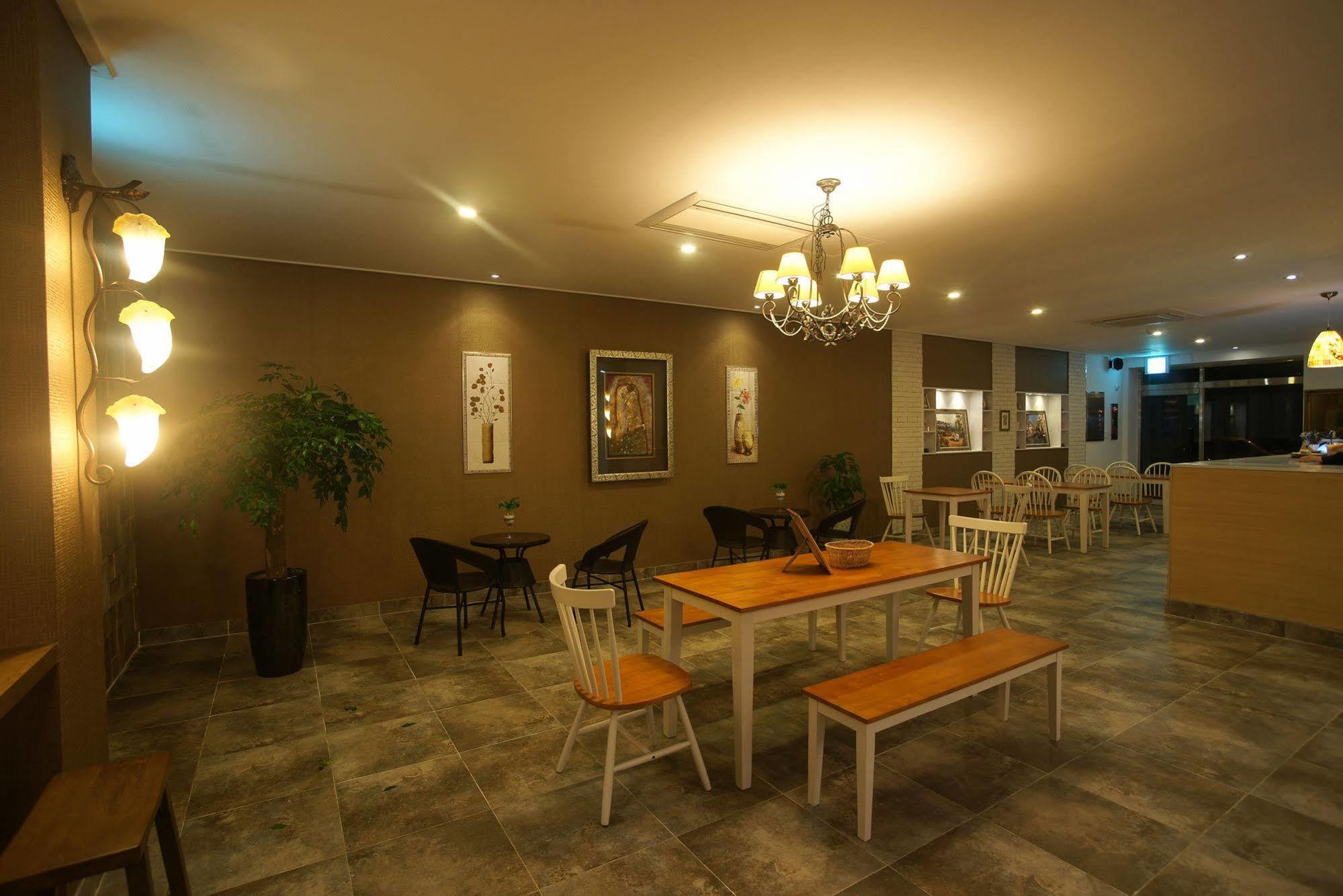 Orange Tree Hotel Csedzsu Kültér fotó