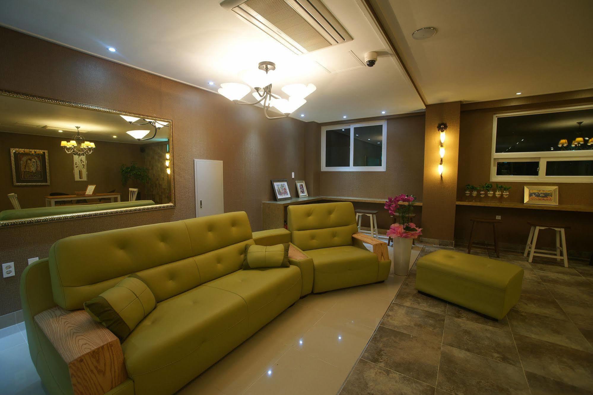 Orange Tree Hotel Csedzsu Kültér fotó