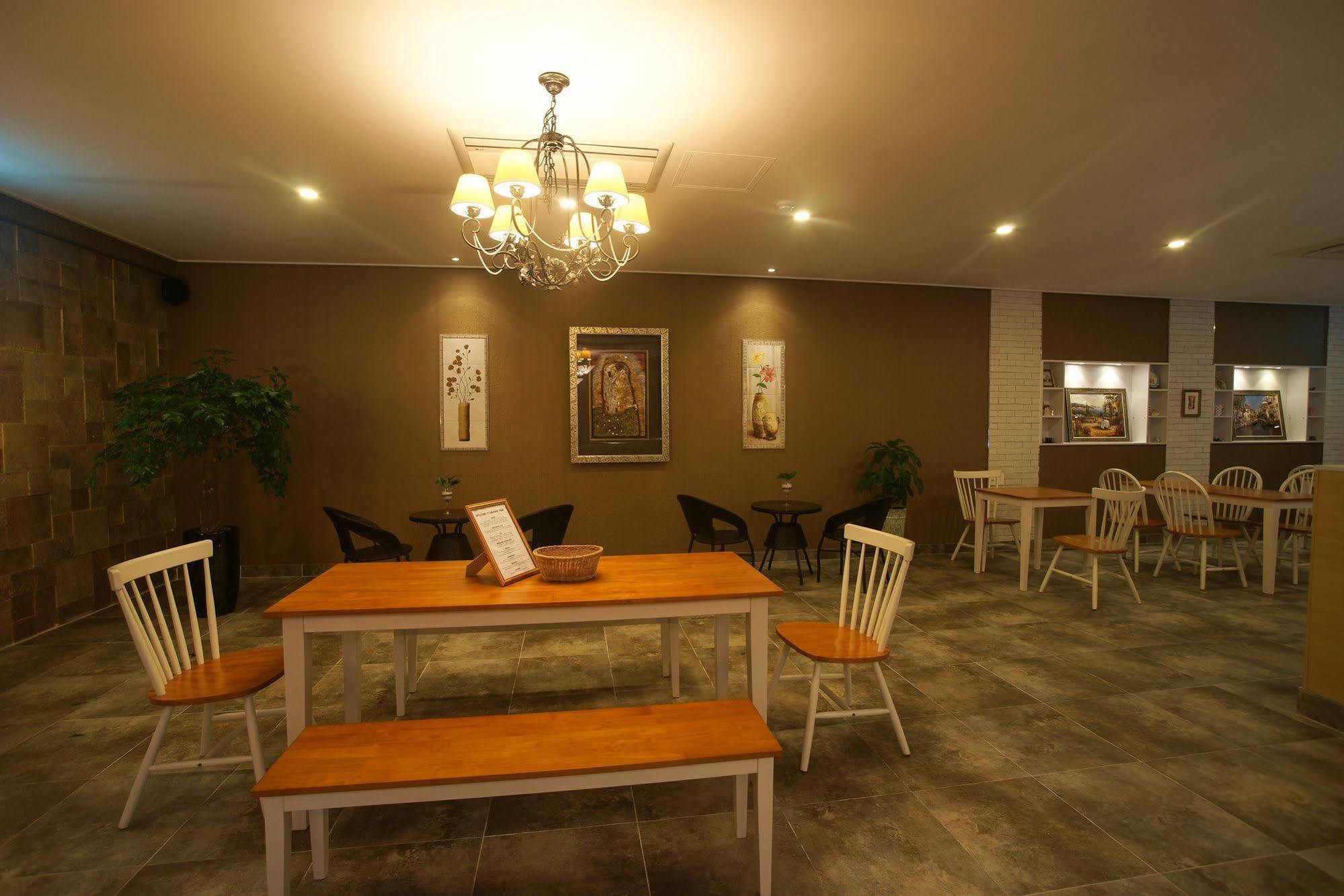 Orange Tree Hotel Csedzsu Kültér fotó