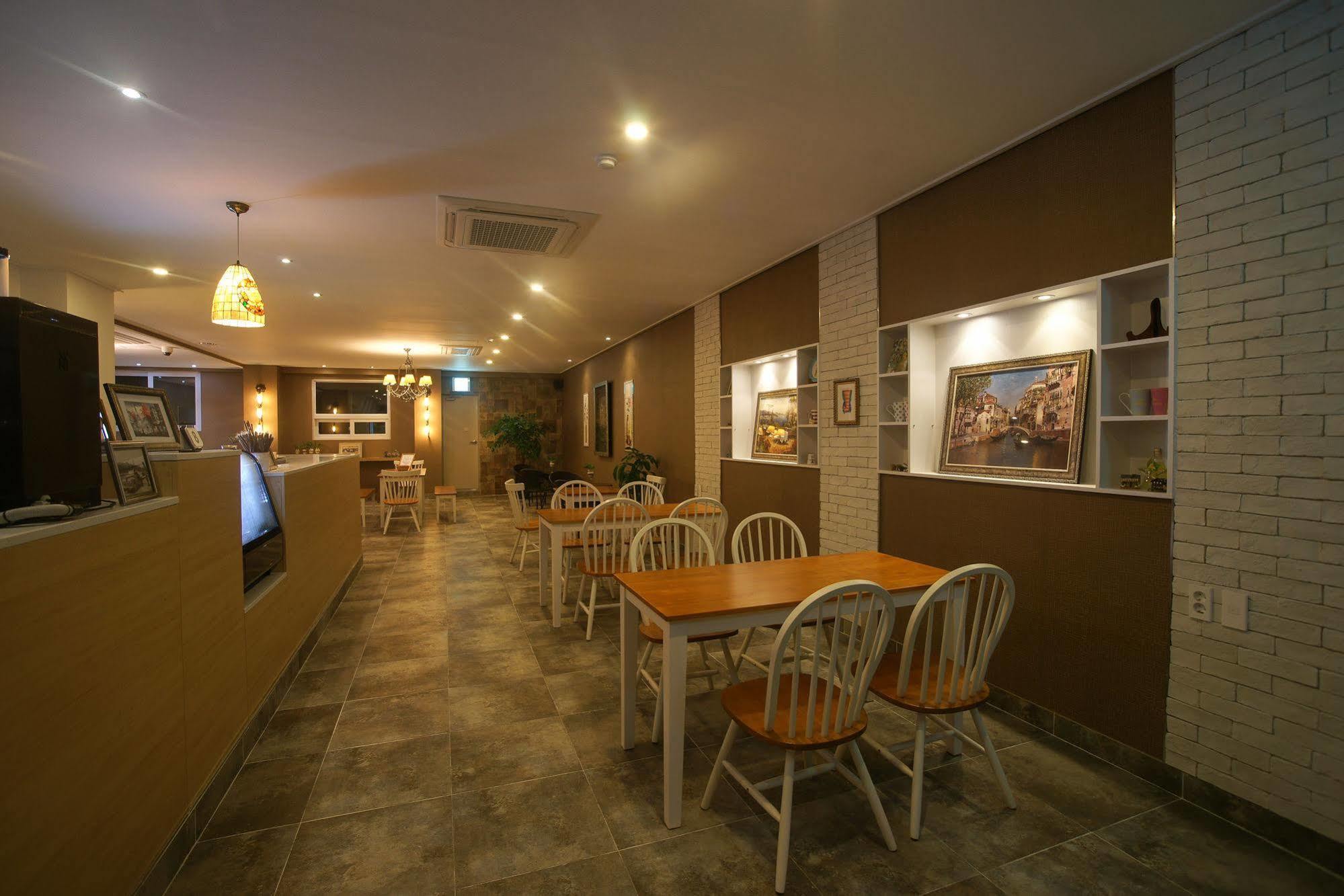 Orange Tree Hotel Csedzsu Kültér fotó